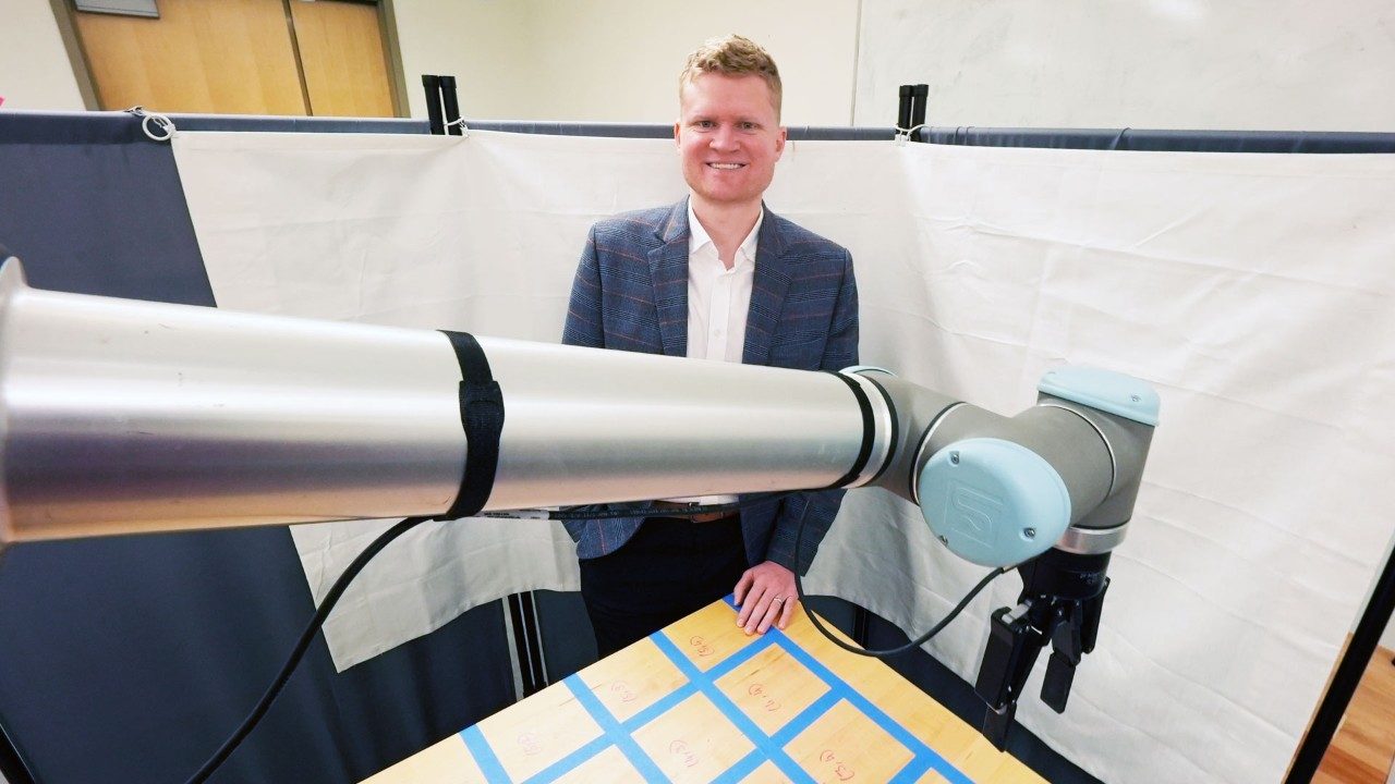 Dylan Losey in his lab. Photo by Alex Parrish for Virginia Tech.